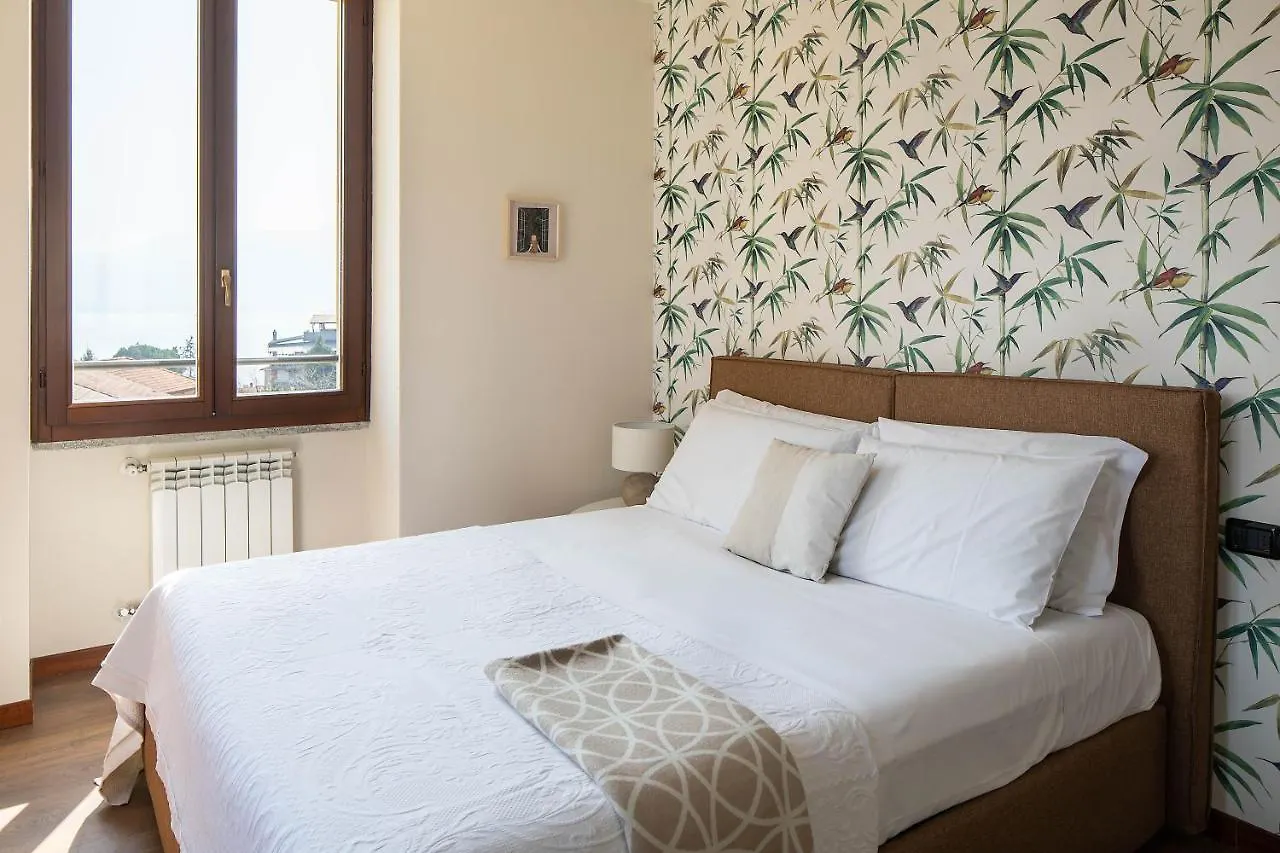 Brother'S Como Lake Suite Acquaseria