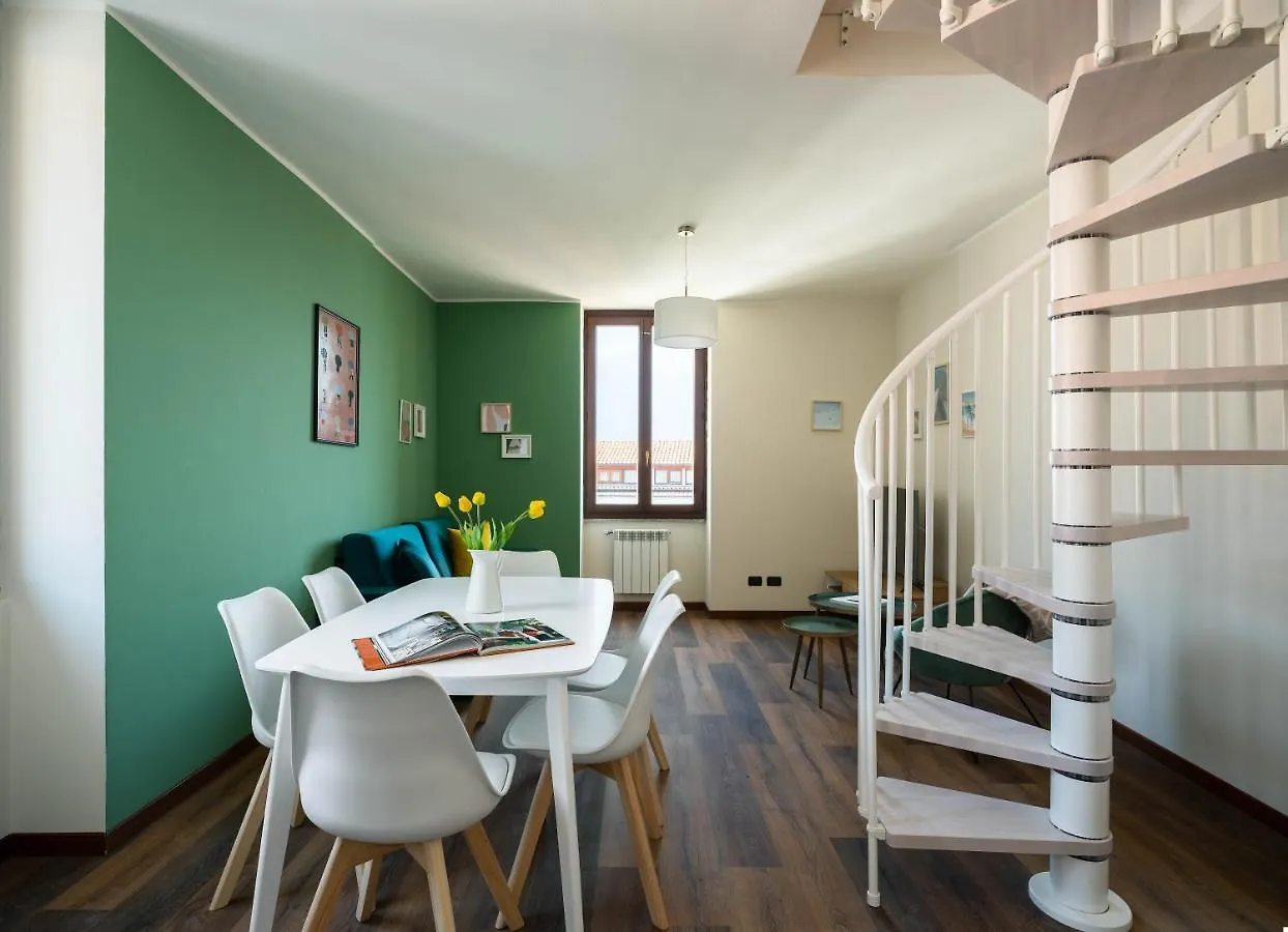 Brother'S Como Lake Suite Acquaseria