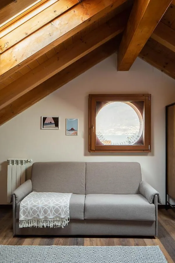 Brother'S Como Lake Suite Acquaseria